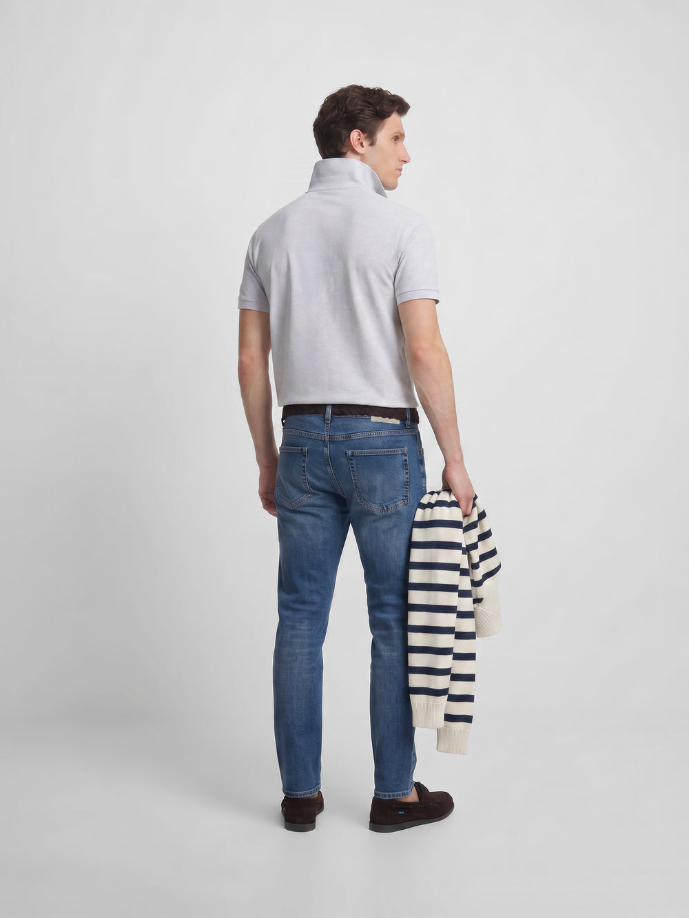 Short-sleeved grey polo