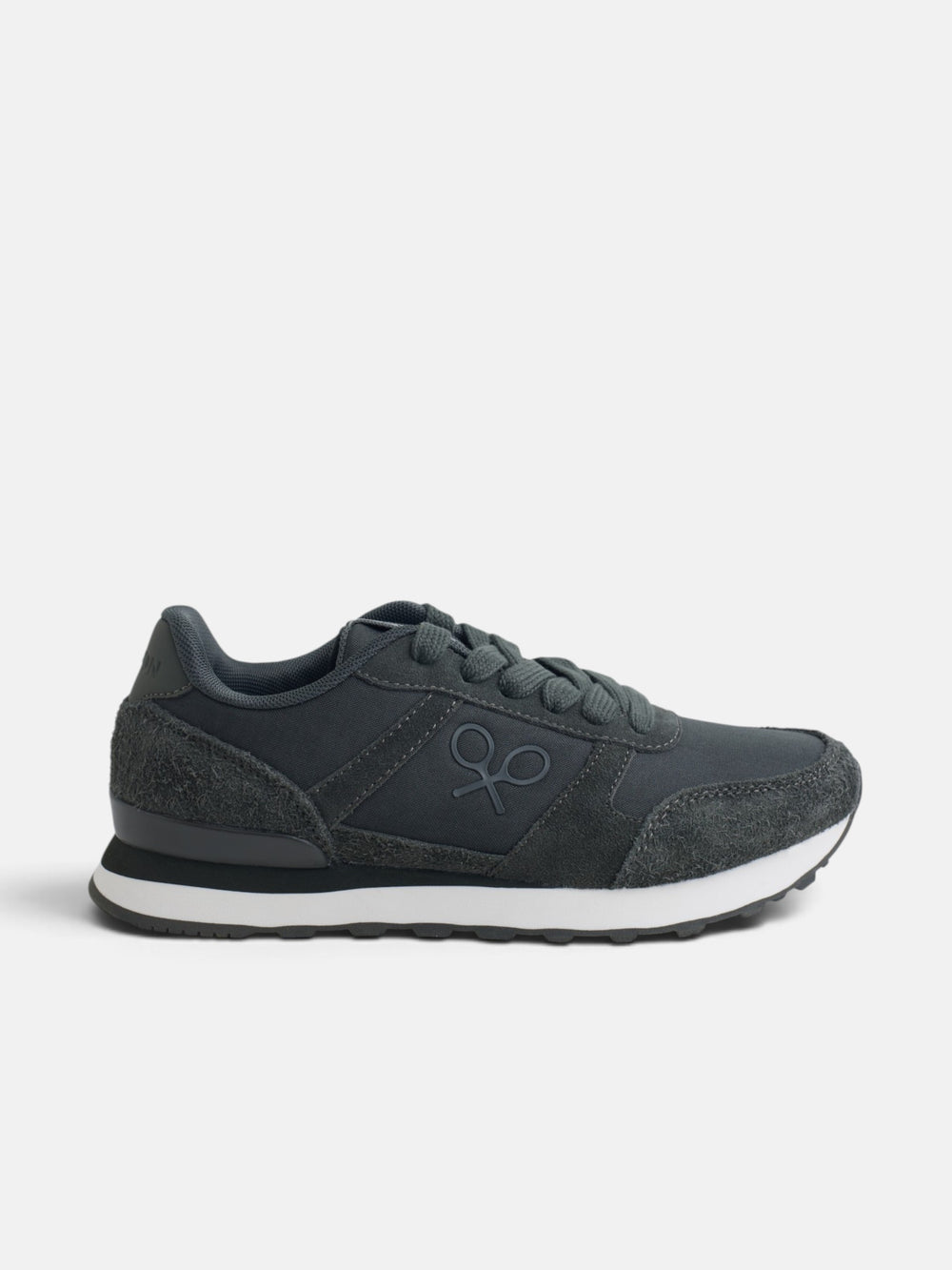 Green urban style sneaker
