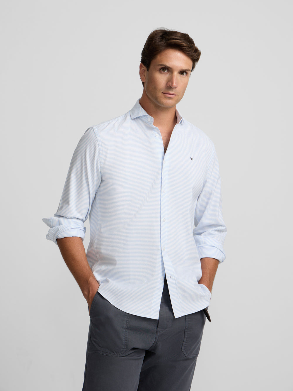 Camisa sport oxford rayas horizontales celeste