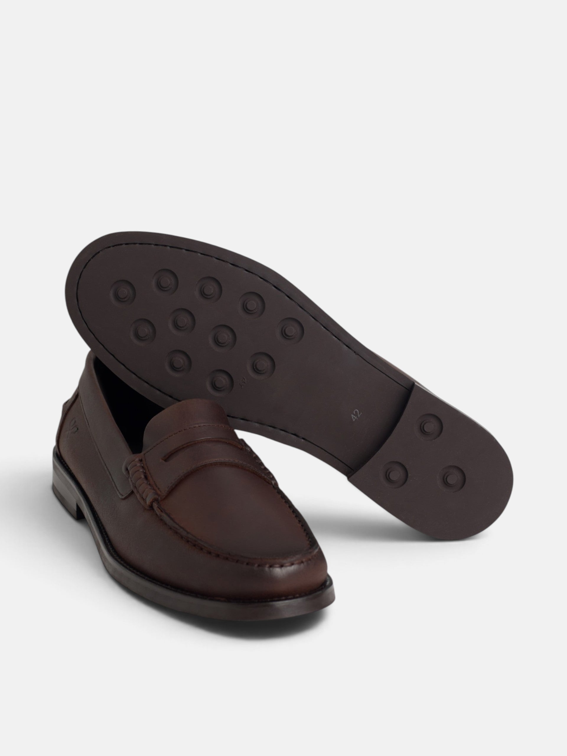 Zapato mocasin piel marron