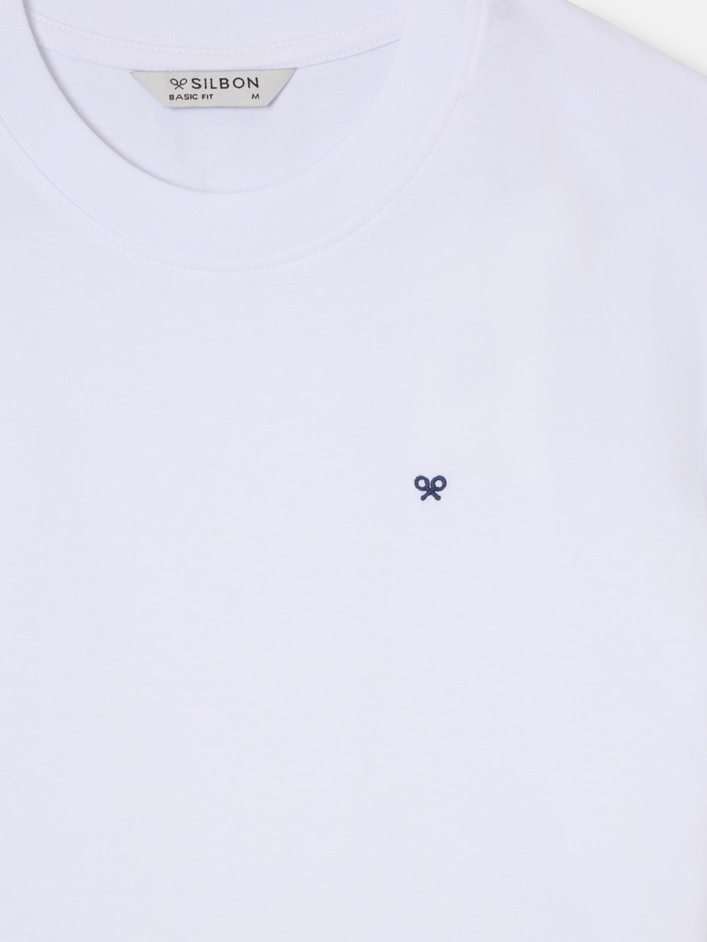 Camiseta basica parche blanca