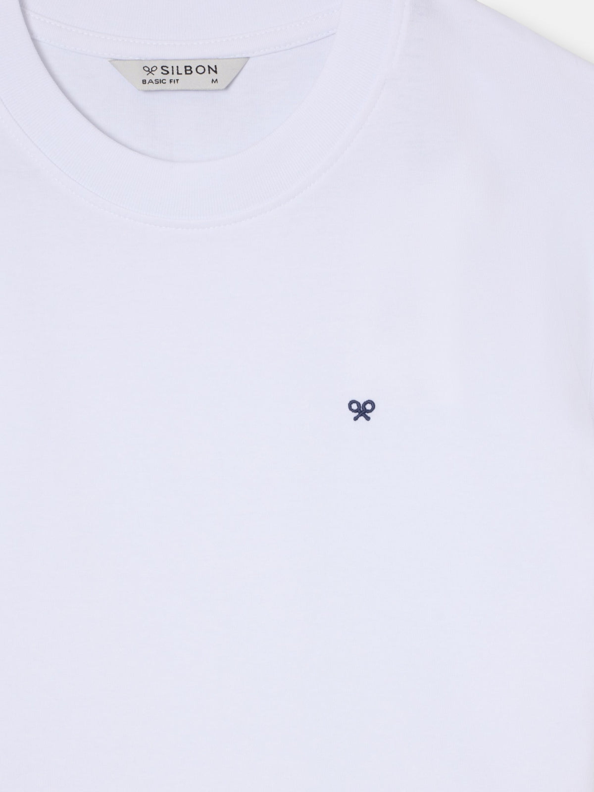 T-shirt basique blanche avec écusson