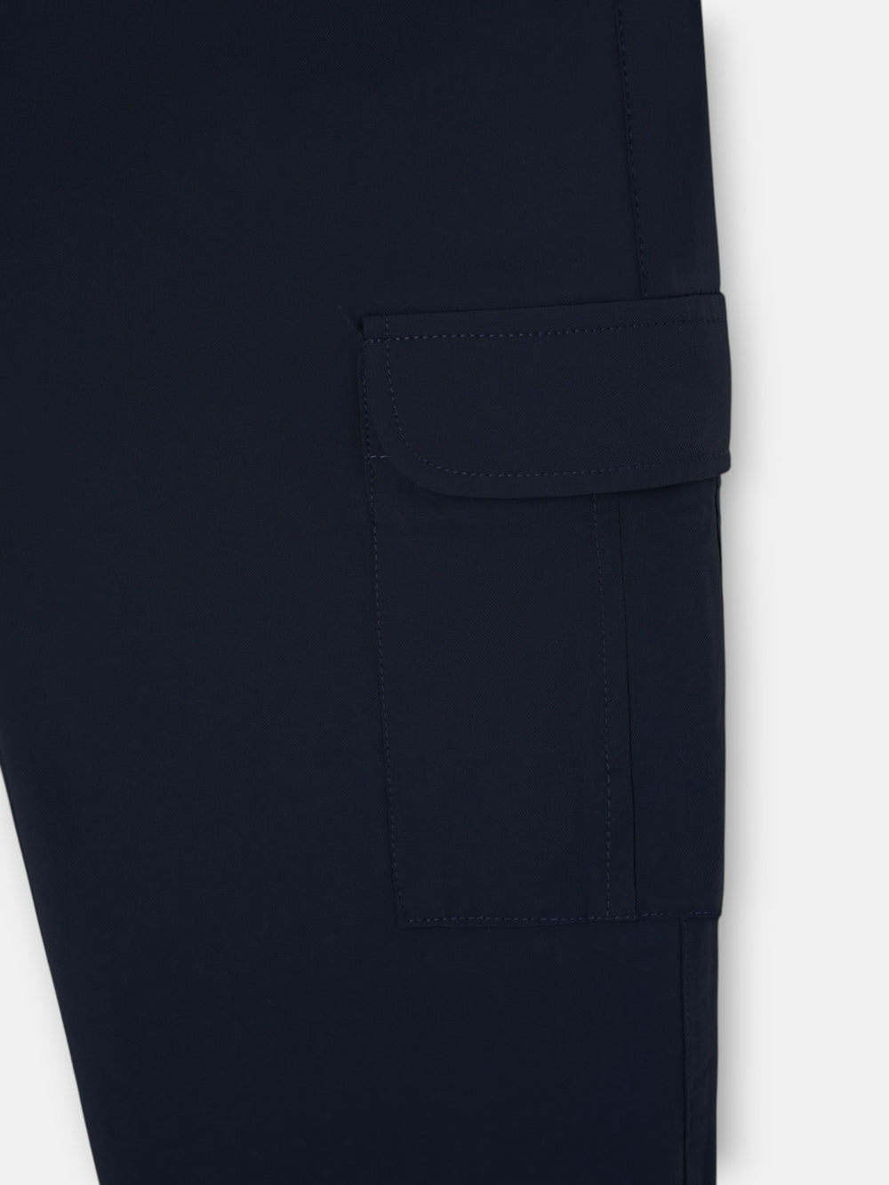 Pantalon sport cargo tecnico azul marino
