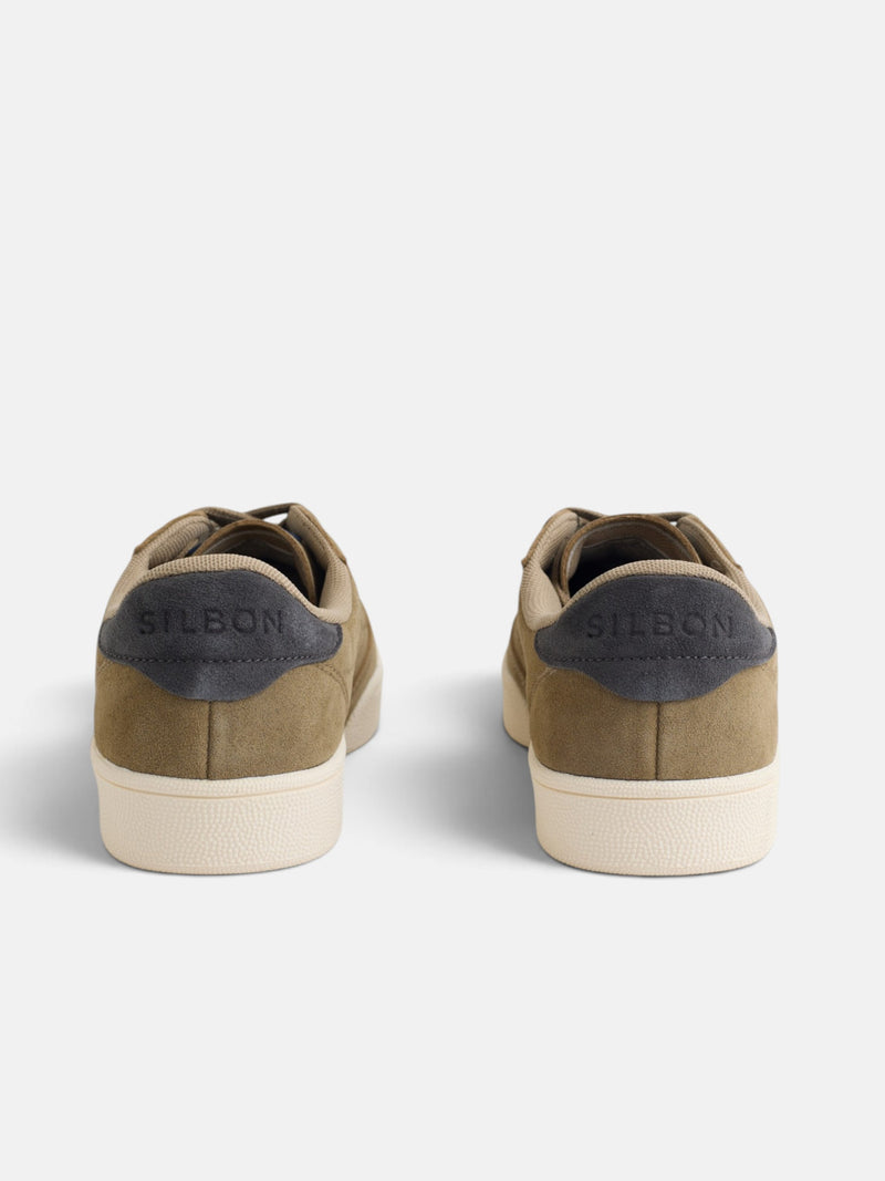 Zapatilla casual serraje verde