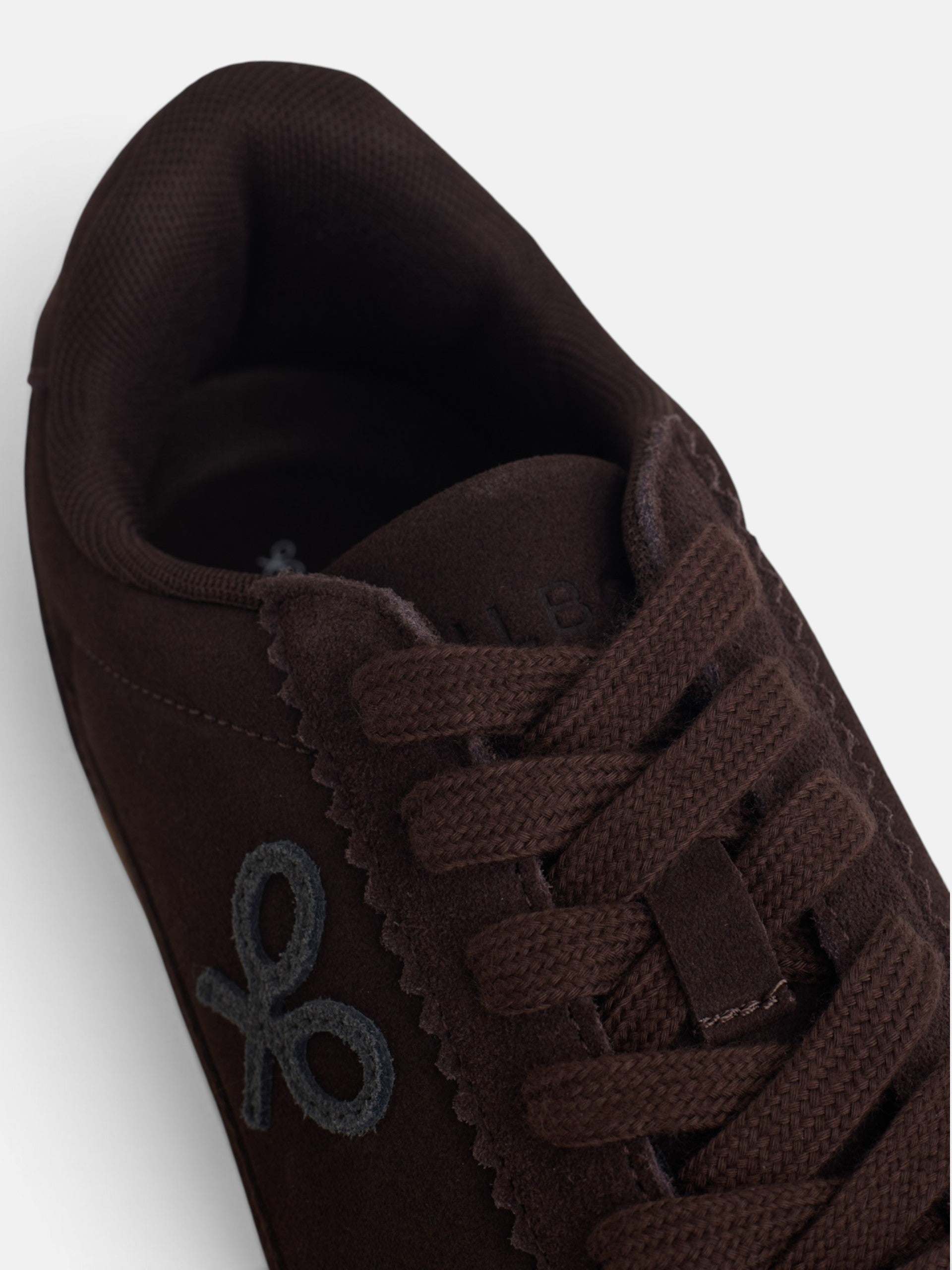 Zapatilla retro serraje marron