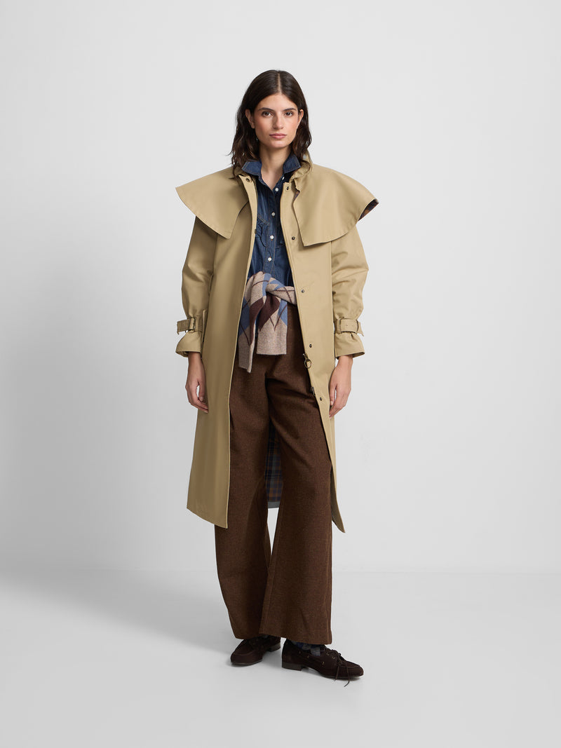 Gabardina comprida capa bege
