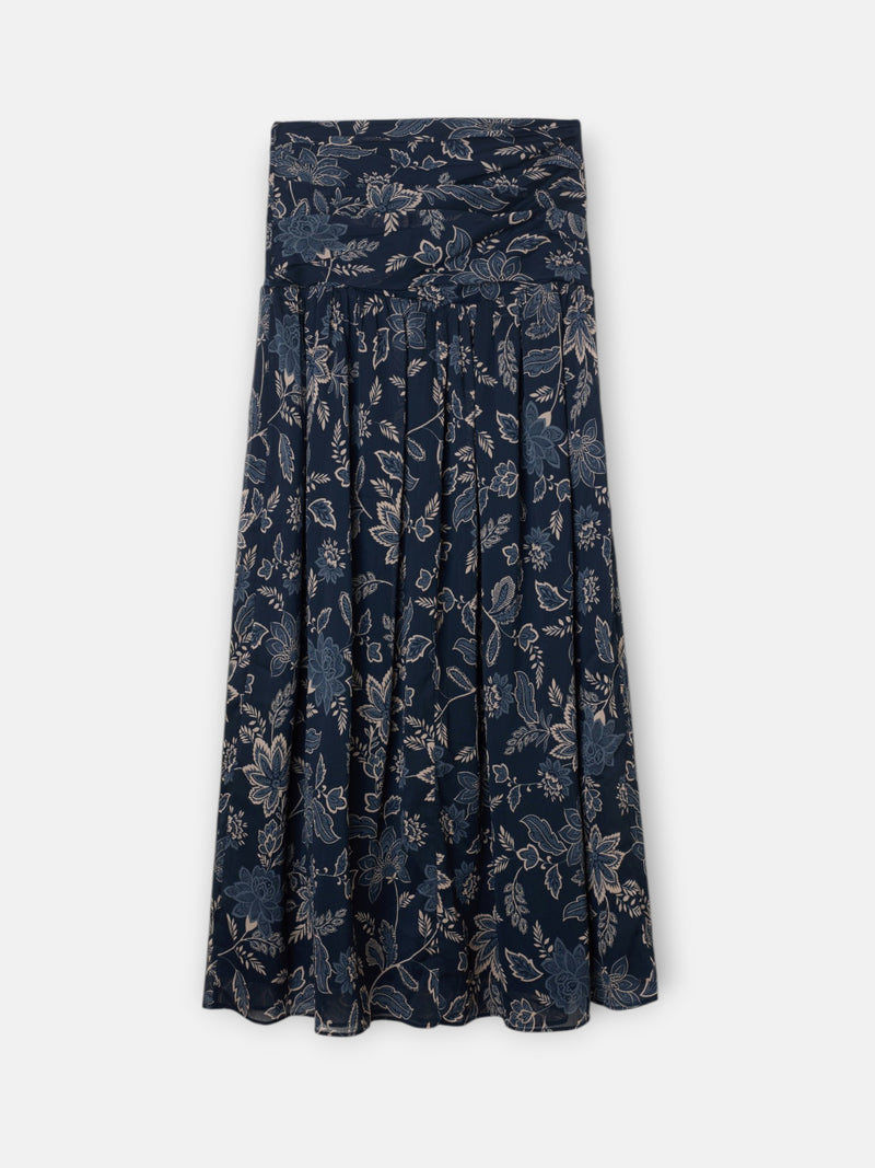 Long skirt with gathered waist and blue floral print