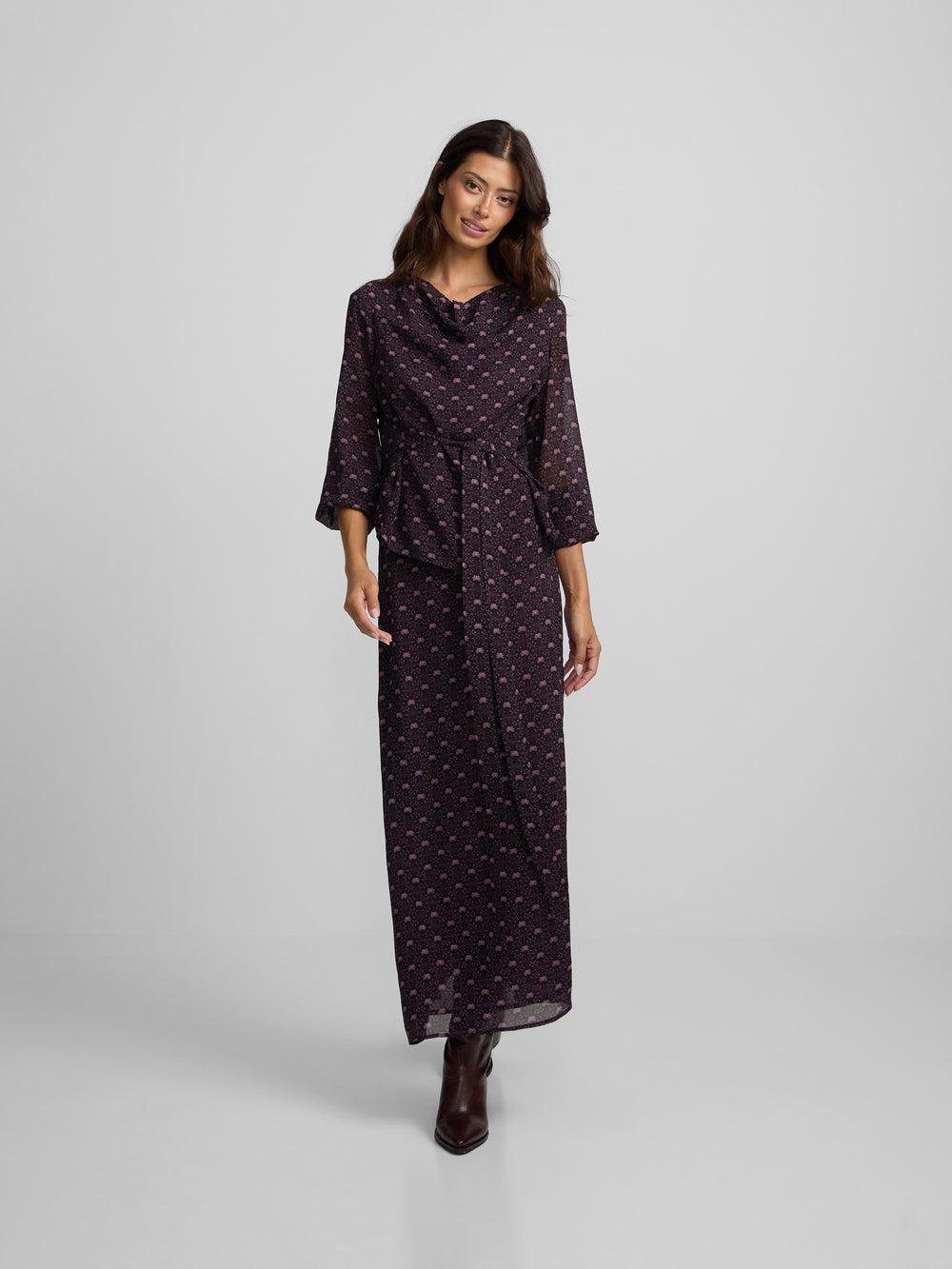 Falda midi lazada estampado morado