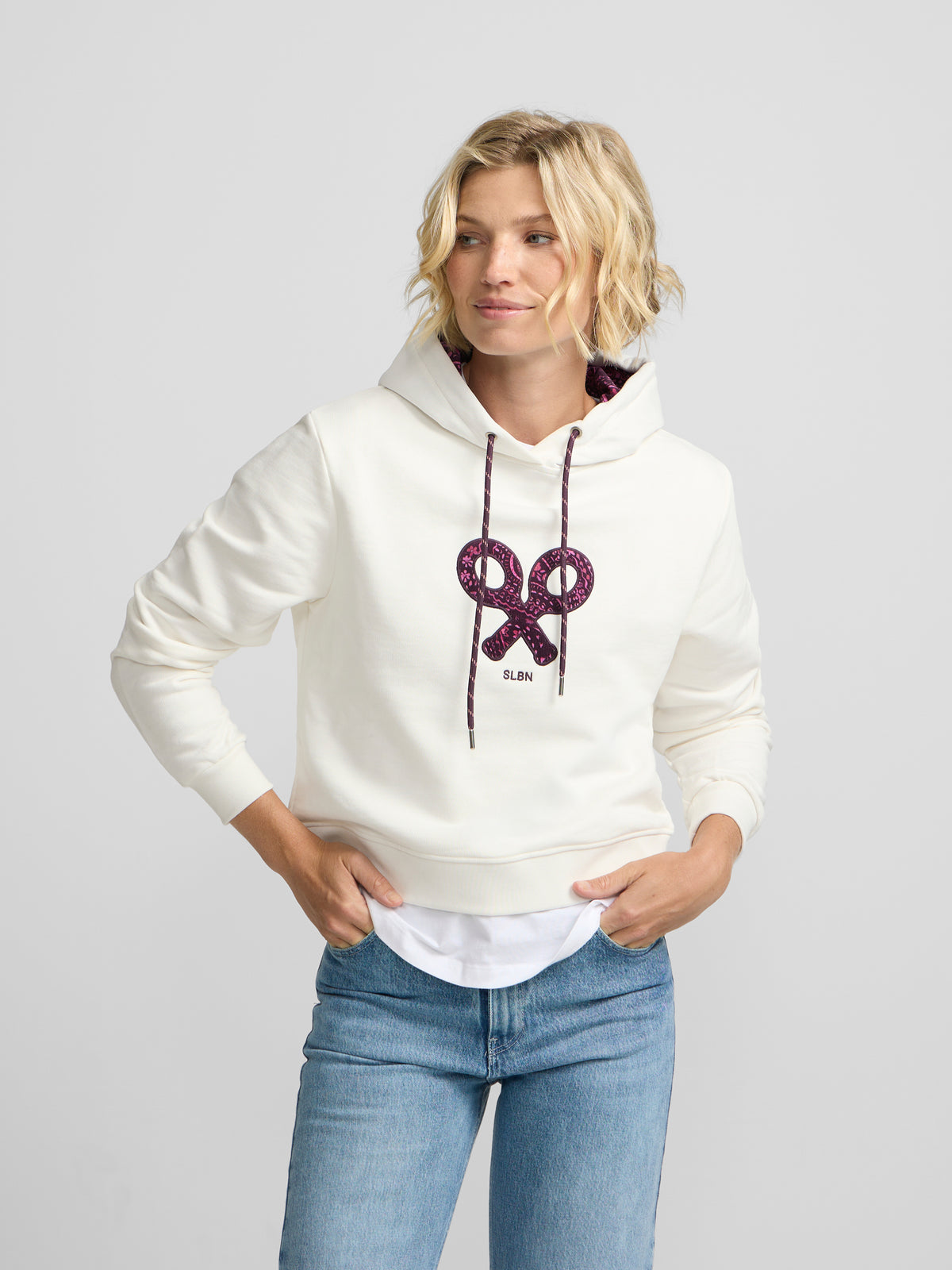 Sudadera woman capucha raqueta estampado crudo