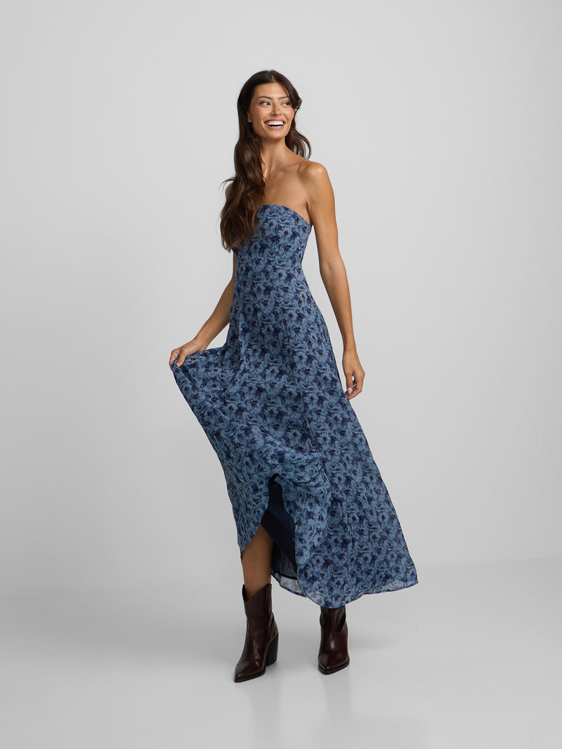 Vestido largo palabra de honor flores azul
