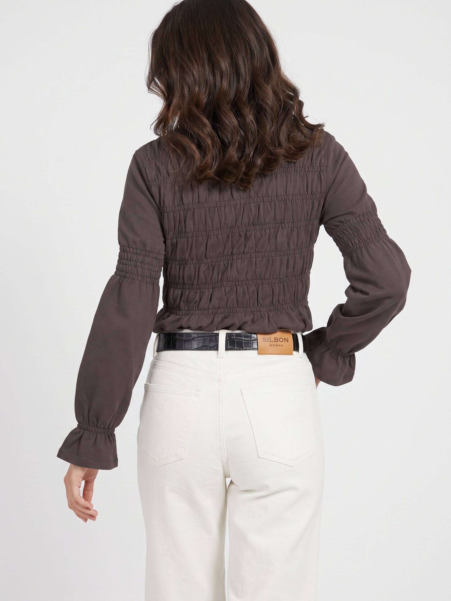 Women's long sleeve t-shirt with brown smock knit