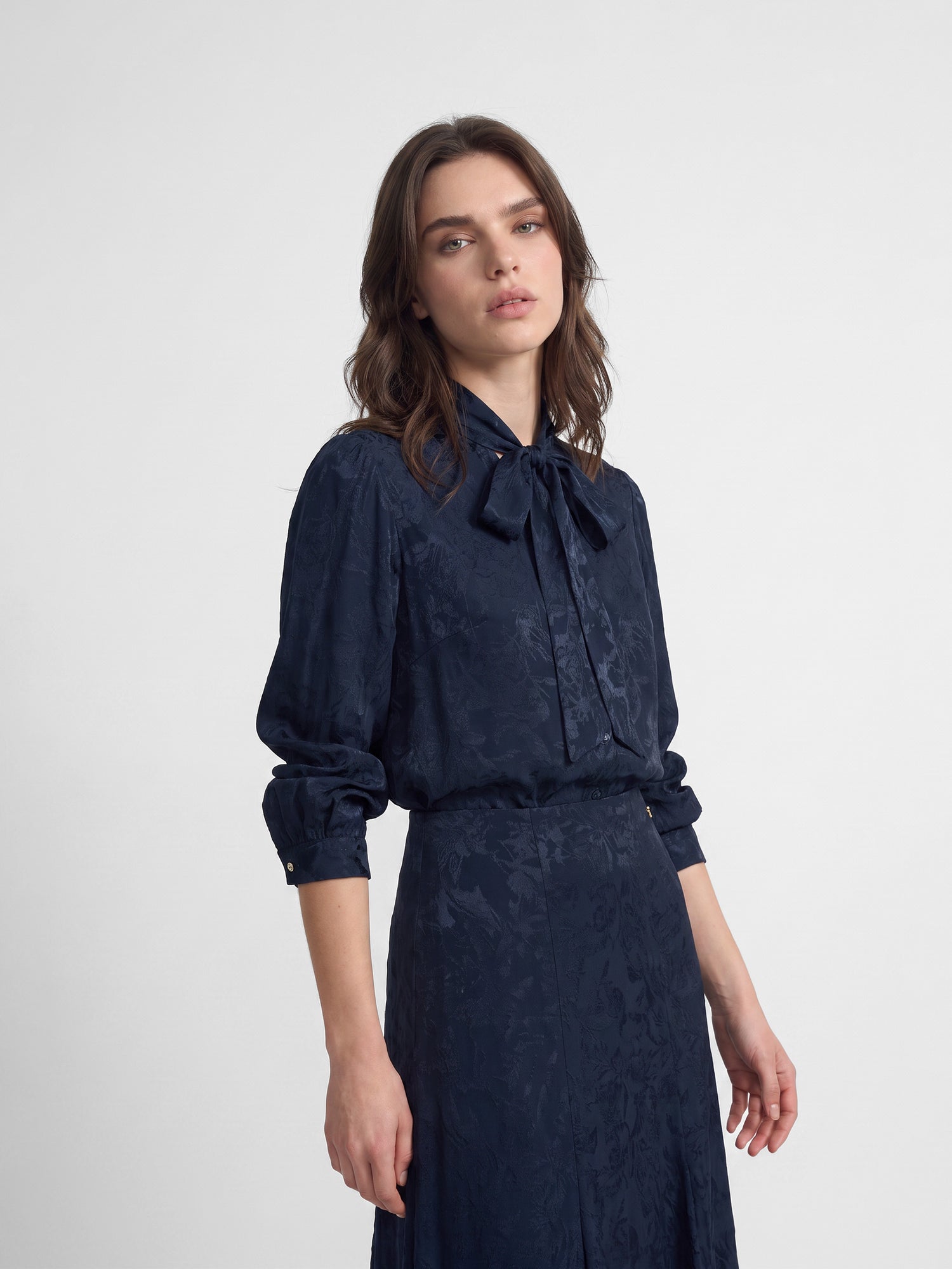 Blusa tira cuello jacquard azul