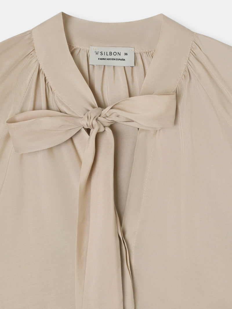 Blusa romantica lazada crudo