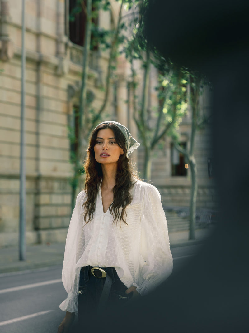 Blusa com folhos plumeti branco