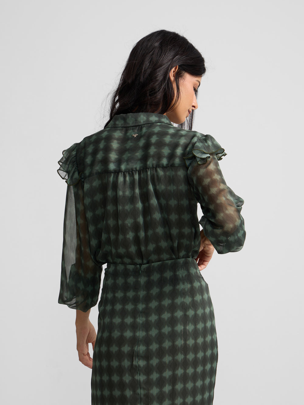 Blusa volantes estampado etnico verde