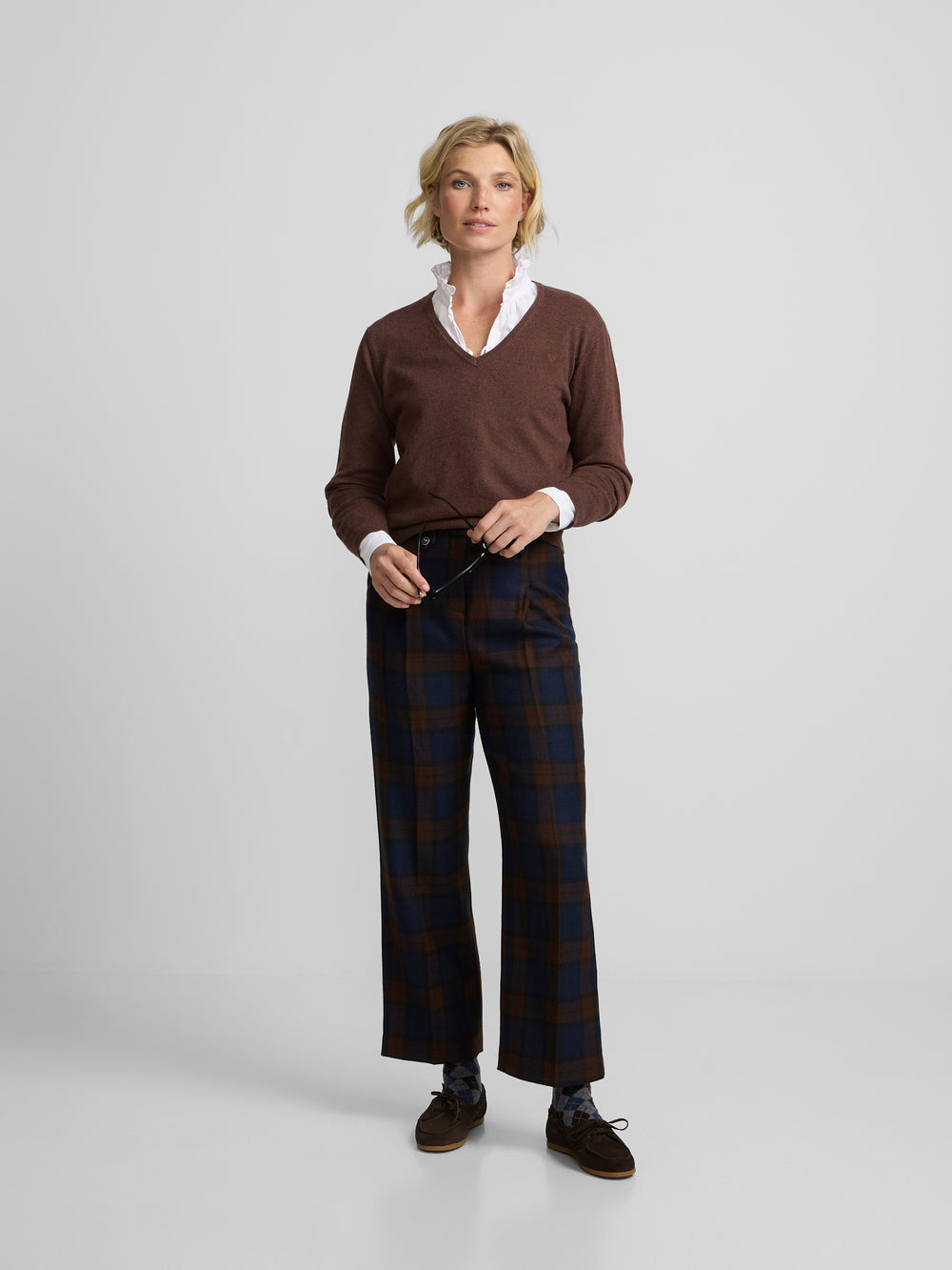 Jersey cuello pico marron