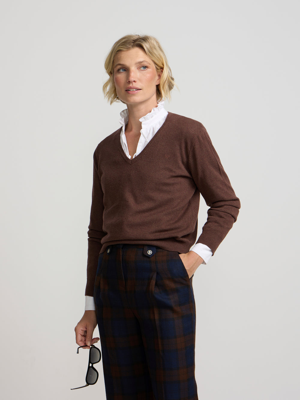 Jersey cuello pico marron