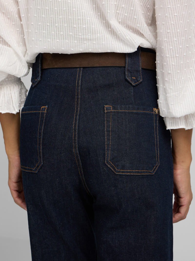 Pantalon denim recto detalle hebillas denim