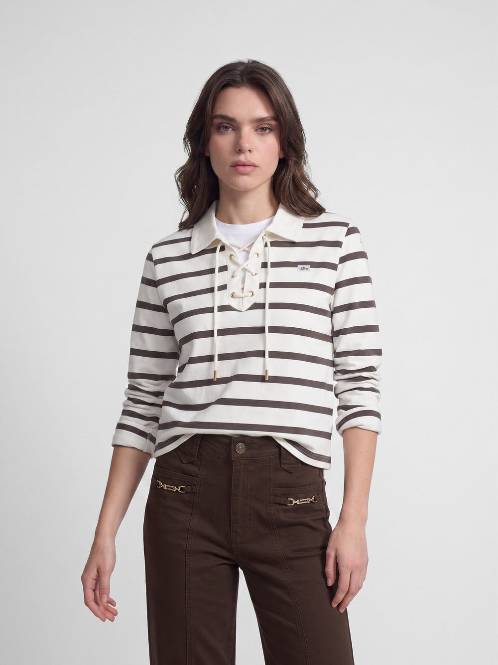 Long-sleeved women's polo shirt with raw stripes