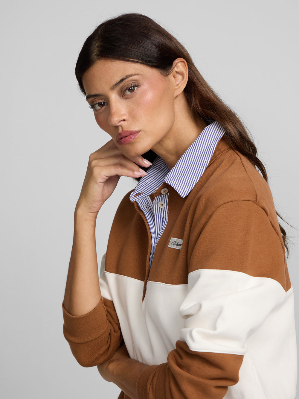 Sweat-shirt femme col polo rayé camel
