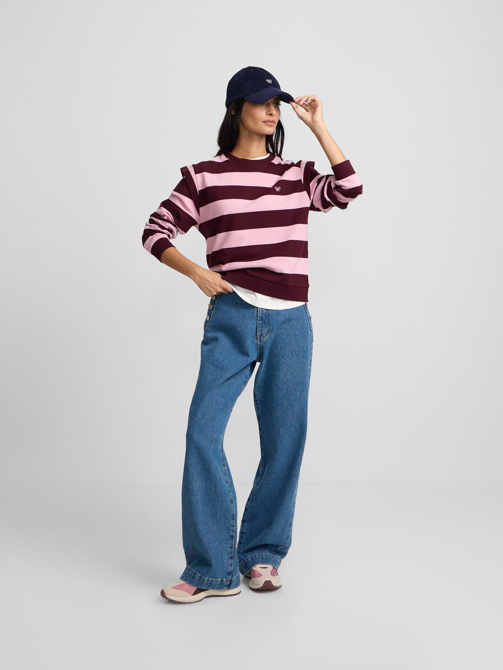 Sweat-shirt à épaulettes rayé rose et bordeaux