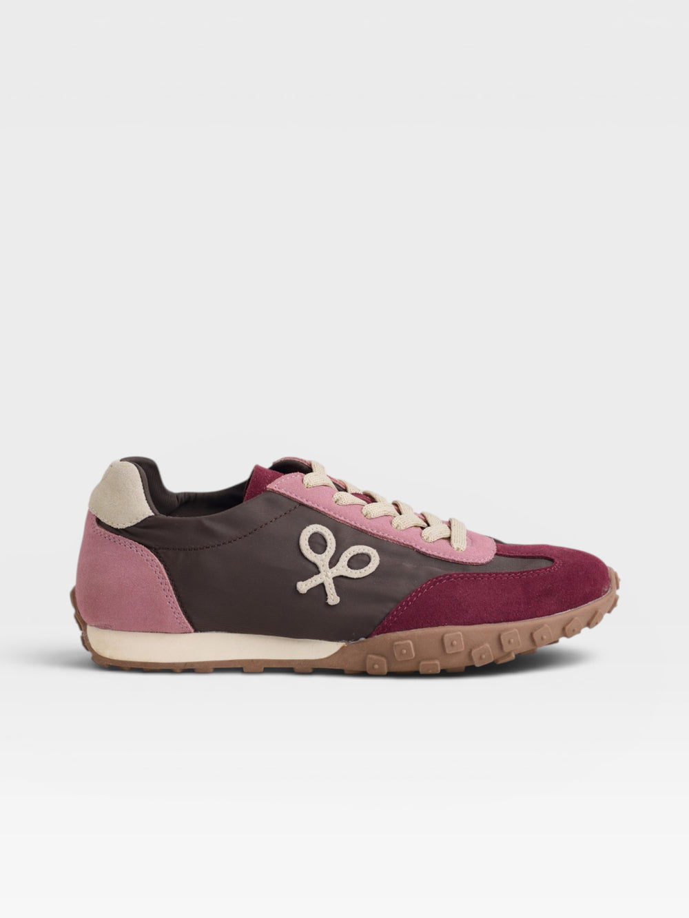 Tricolor sneakers with brown and burgundy rackets