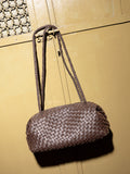 Bolso piel de hombro alargado trenzado marron