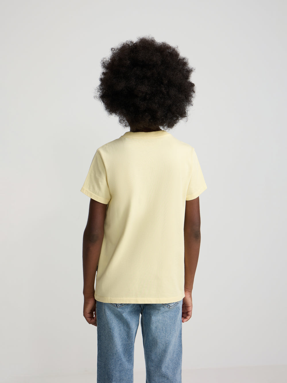 Camisola kids bolso etiqueta amarela