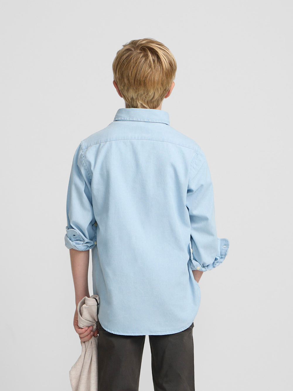 Chemise sport enfant classique en denim bleu clair