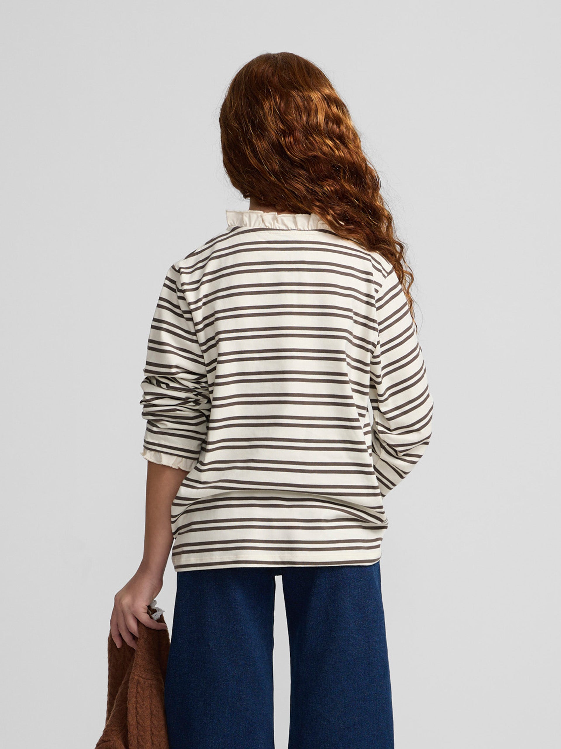 T-shirt fille col volant rayé camel et écru
