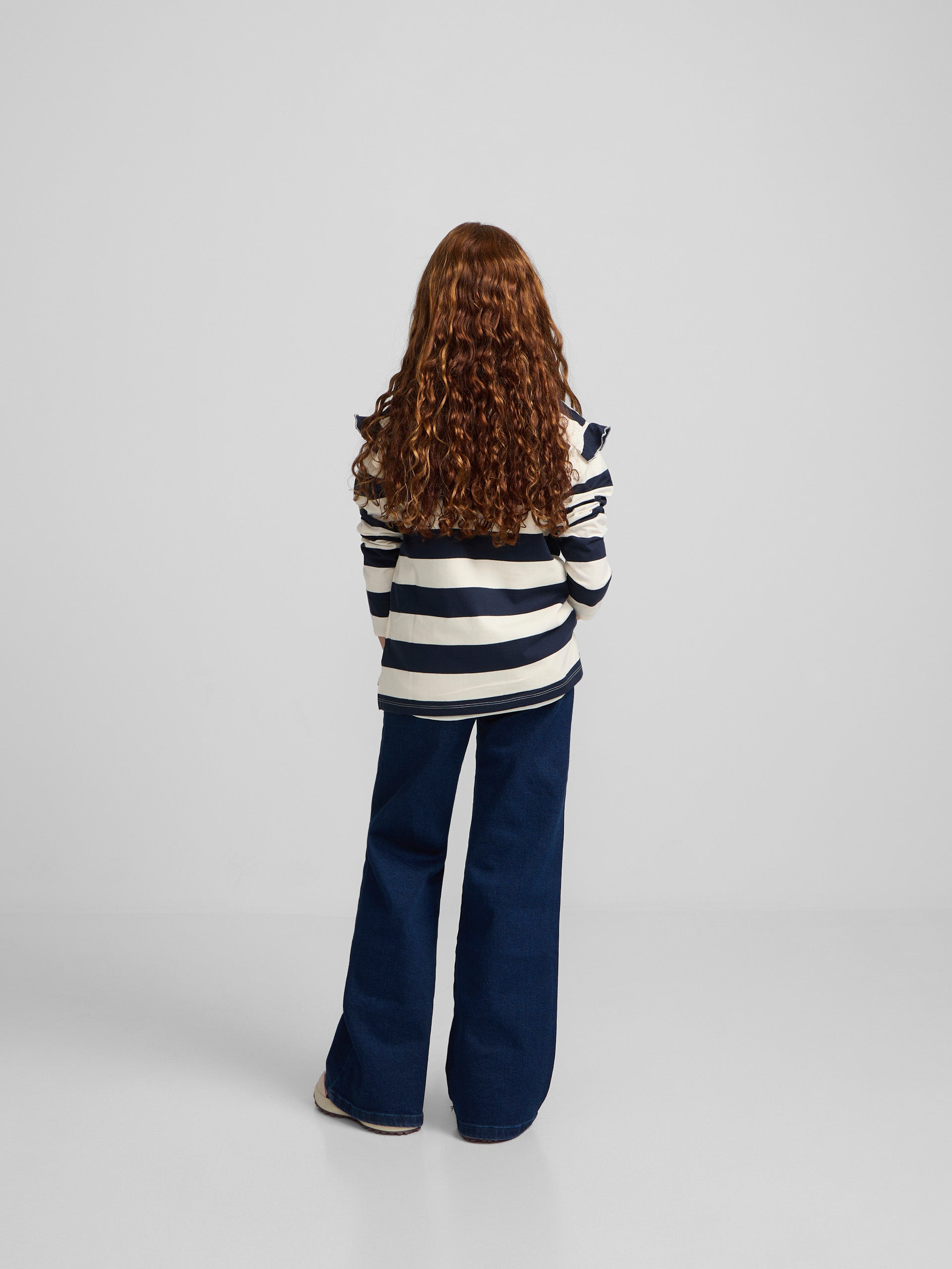 Polo fille à manches longues rayé bleu marine et écru