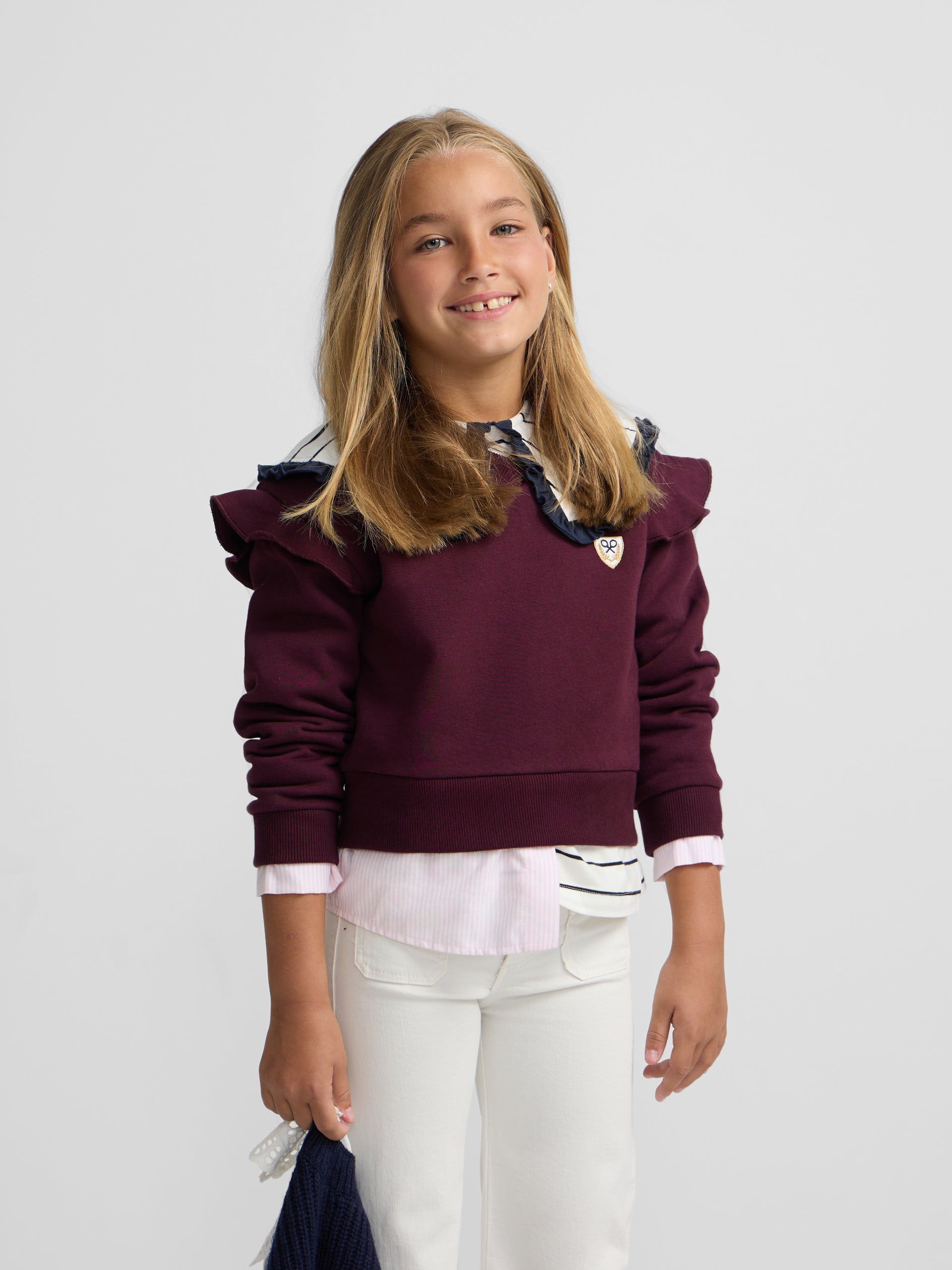 Sudadera girl escudo bajo camisero granate