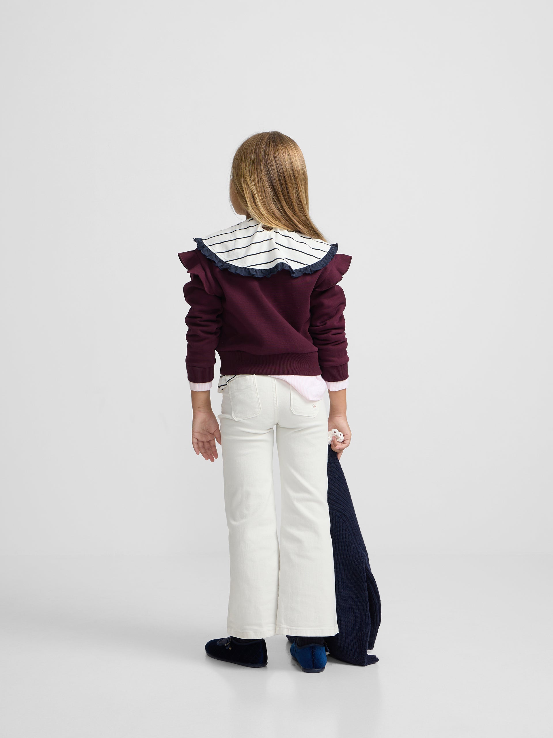Sudadera girl escudo bajo camisero granate