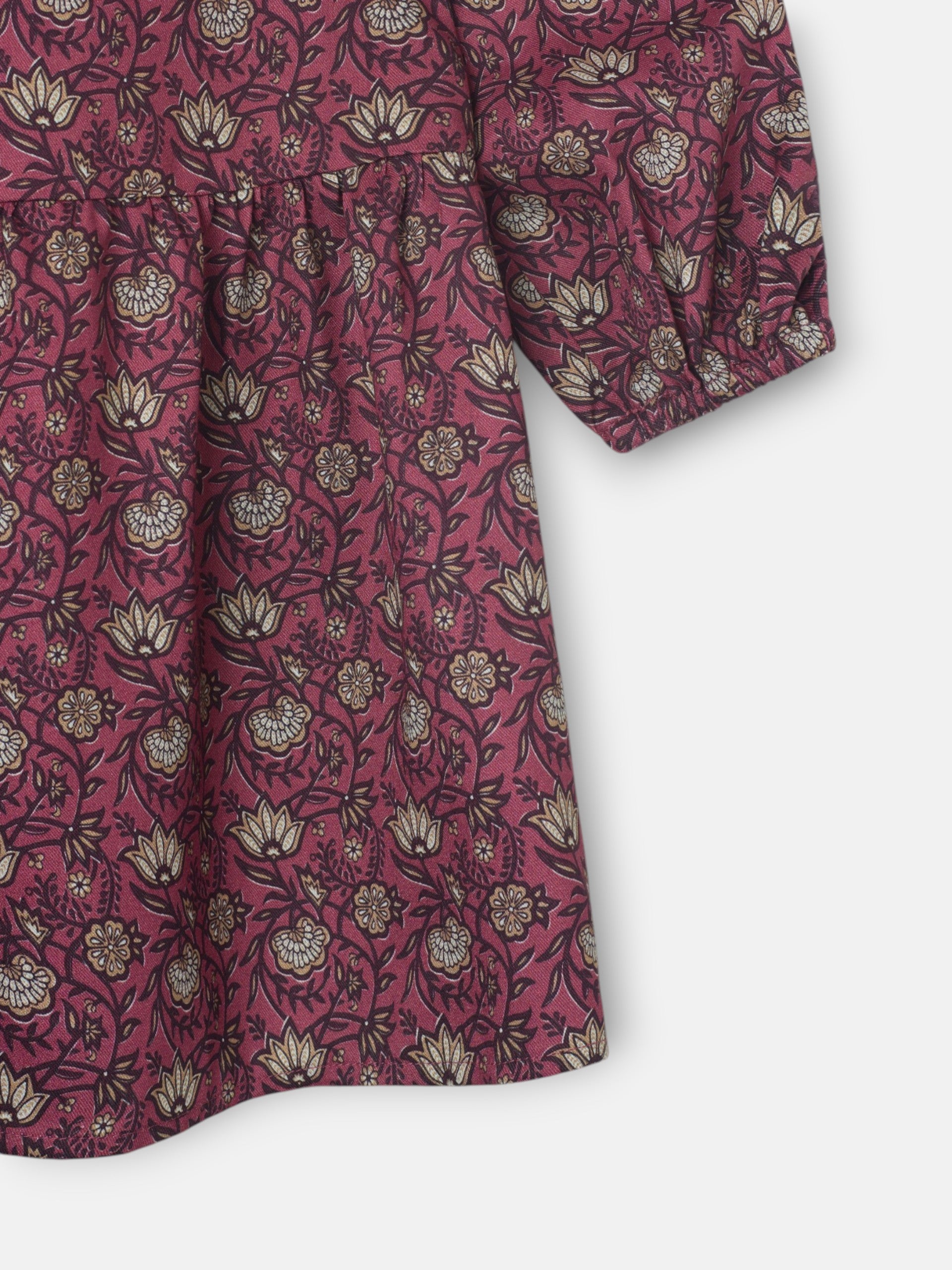 Vestido girl volantes estampado burdeos