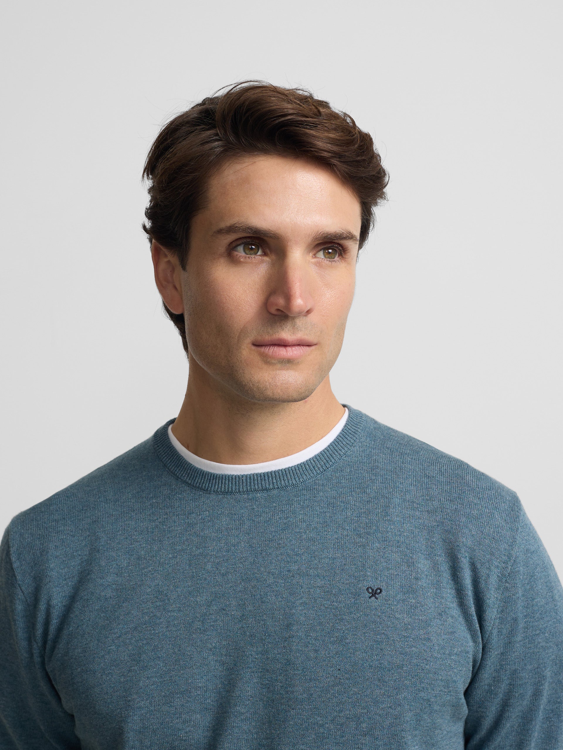 Pull uni à col rond bleu pétrole