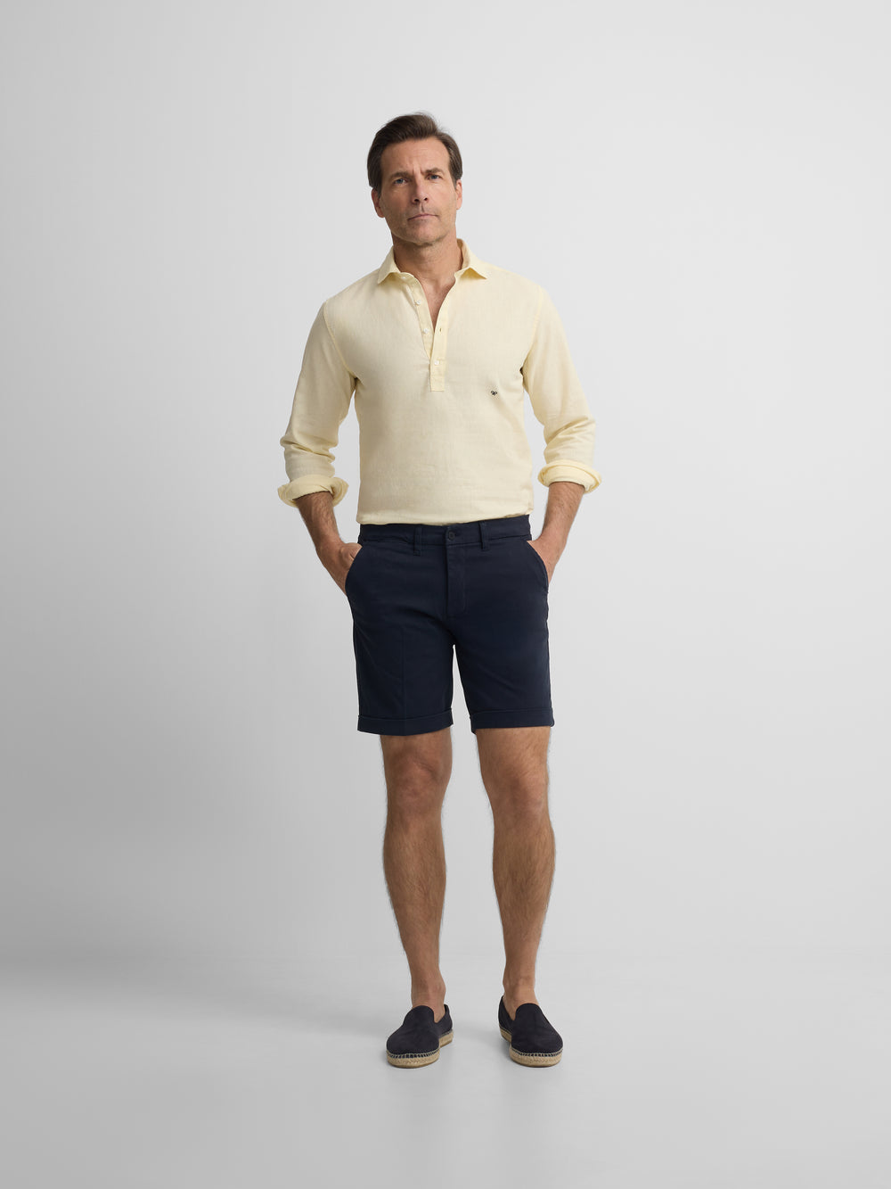 Bermuda clasica azul navy