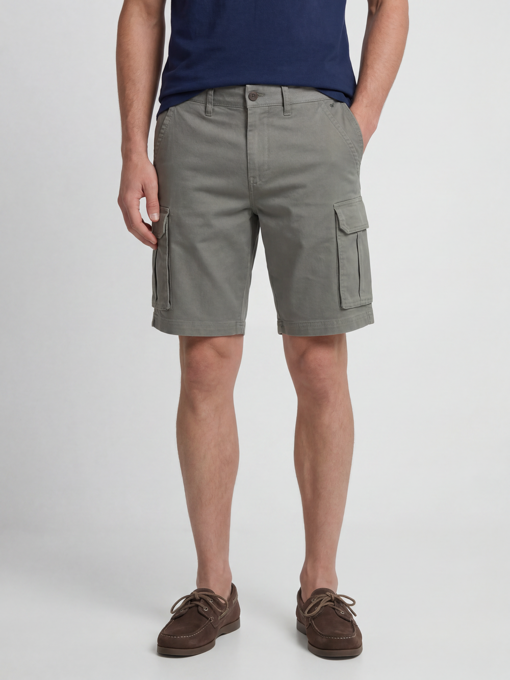 Green cargo Bermuda shorts