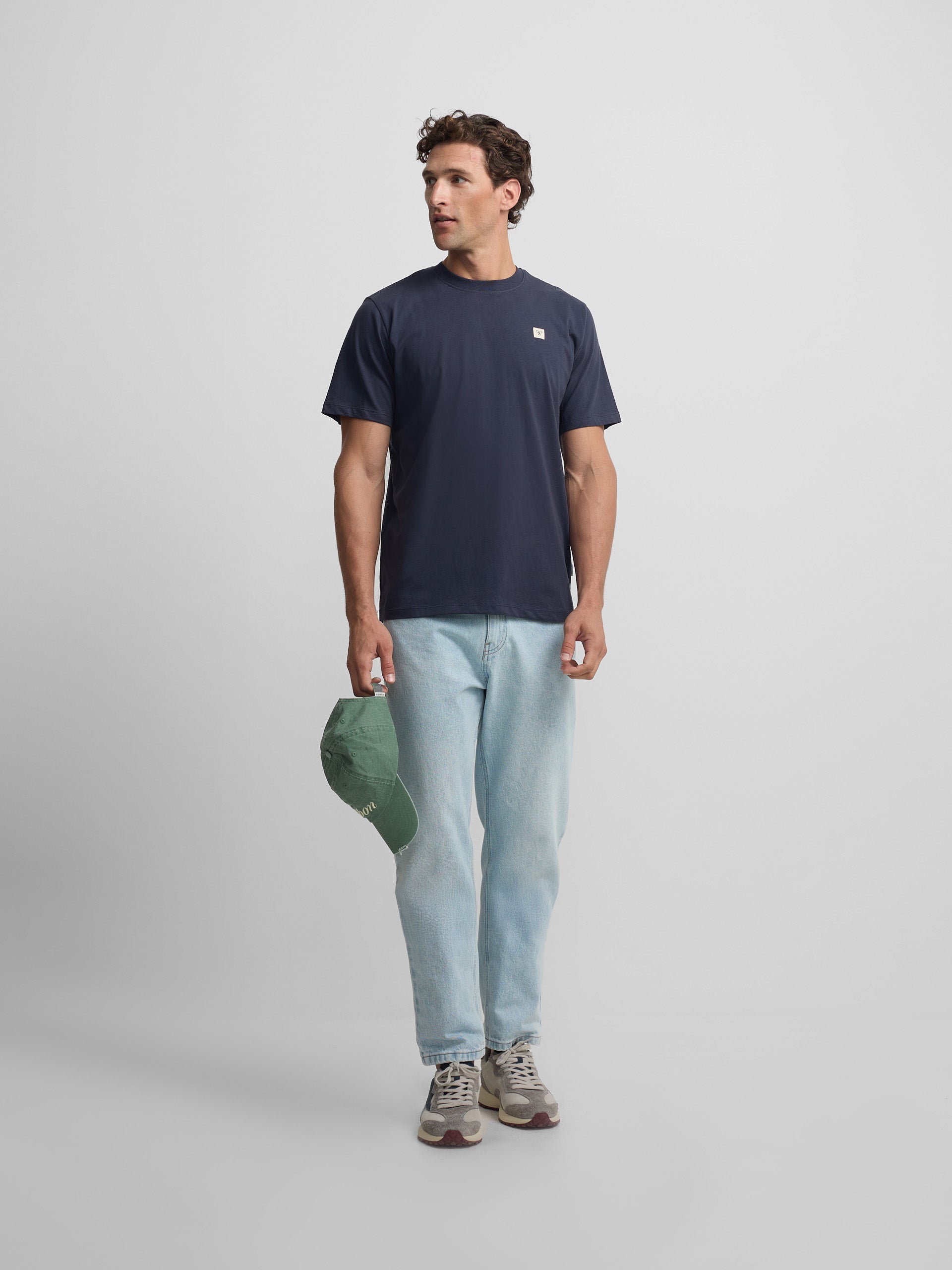 Camiseta lisa minilogo parche azul marino