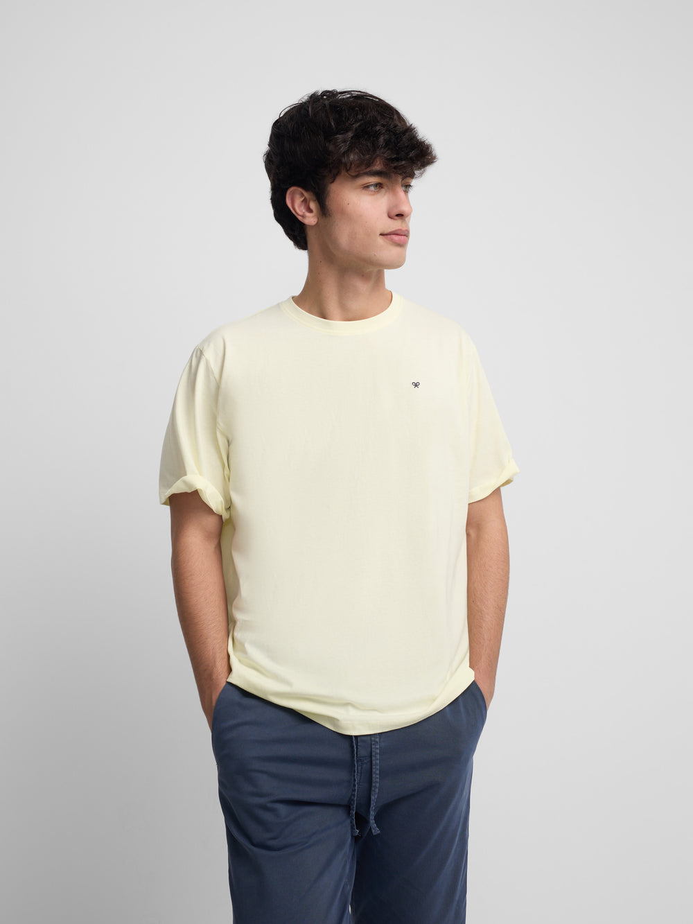 Camiseta minilogo amarillo