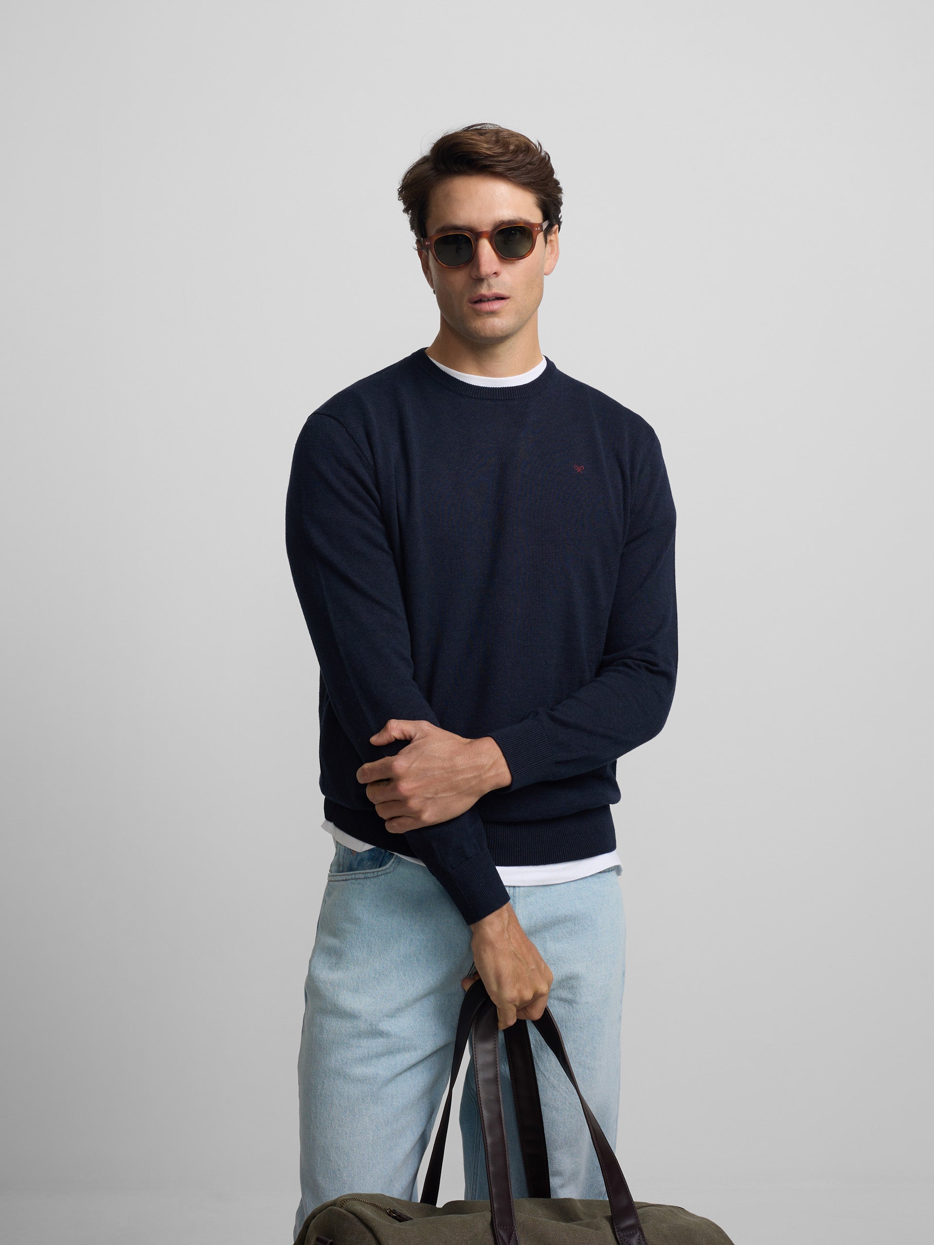 Camisola lisa de gola redonda azul-marinho