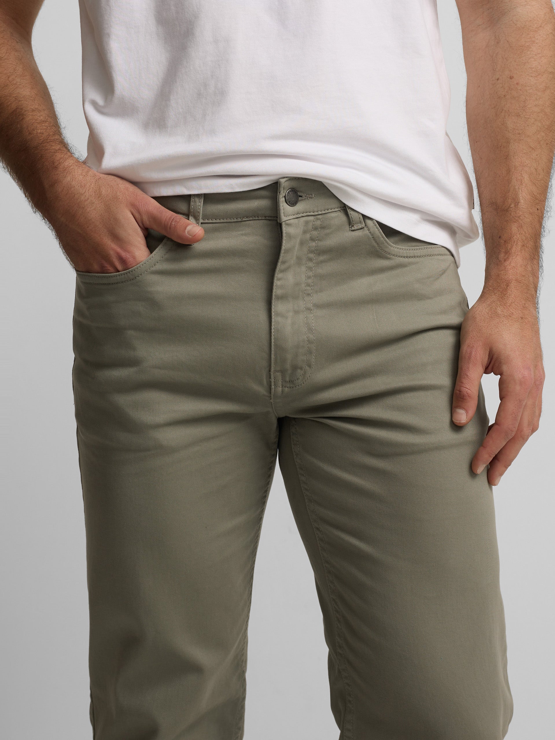 Calças desportivas cinco bolsos verde médio