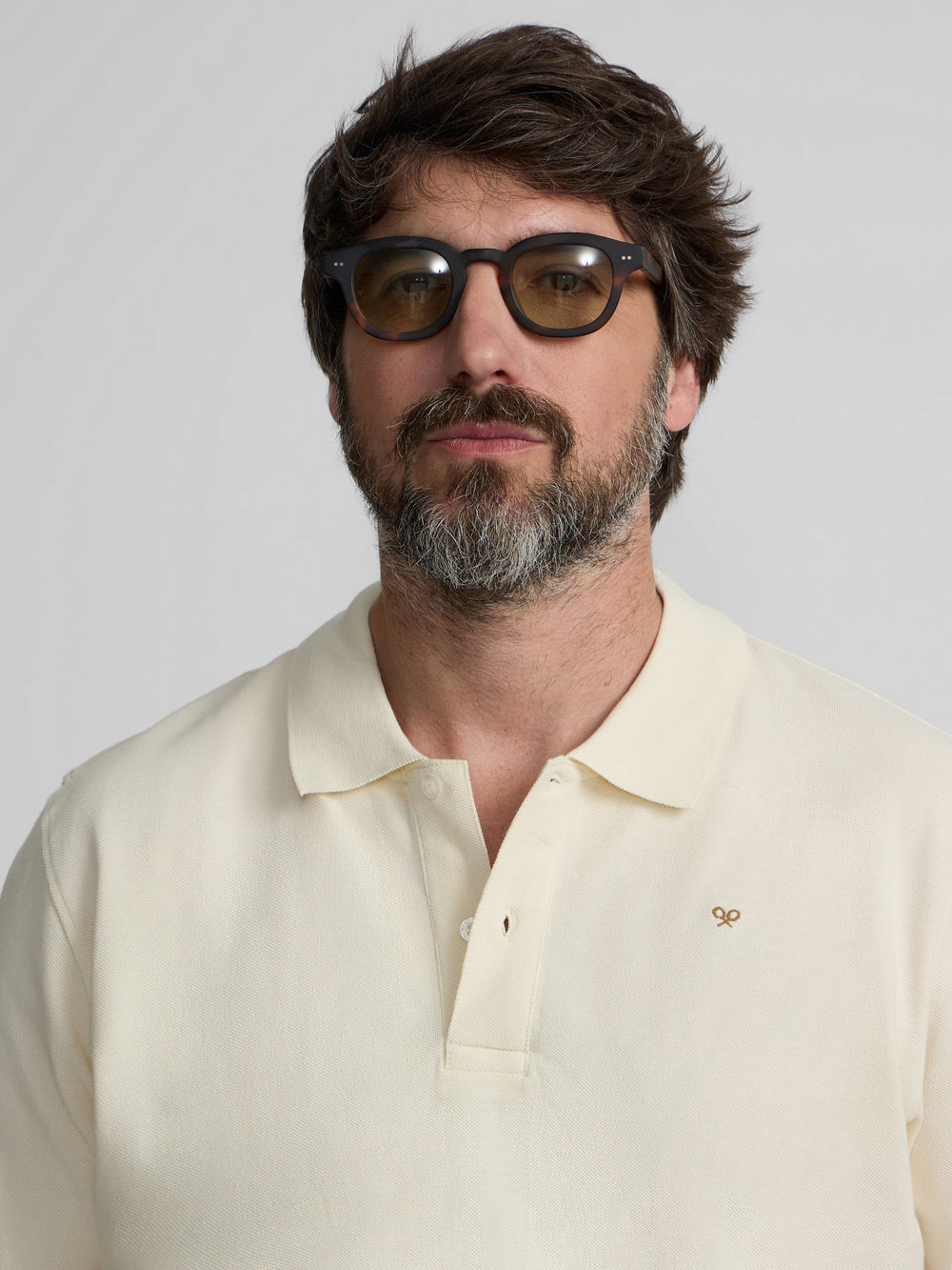 Polo clasico liso crema