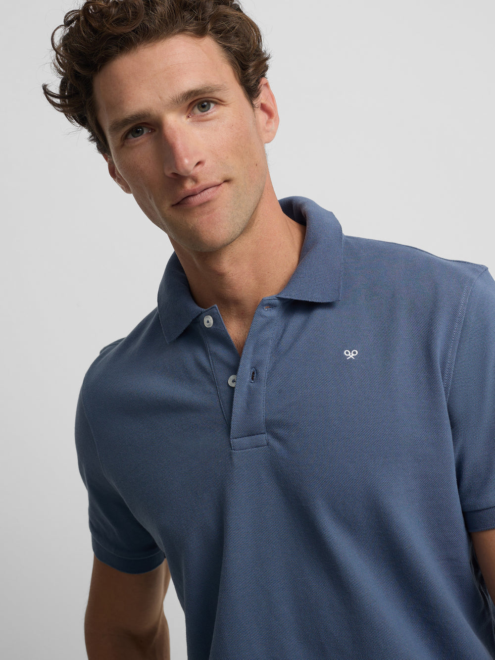 Polo clasico liso azul indigo