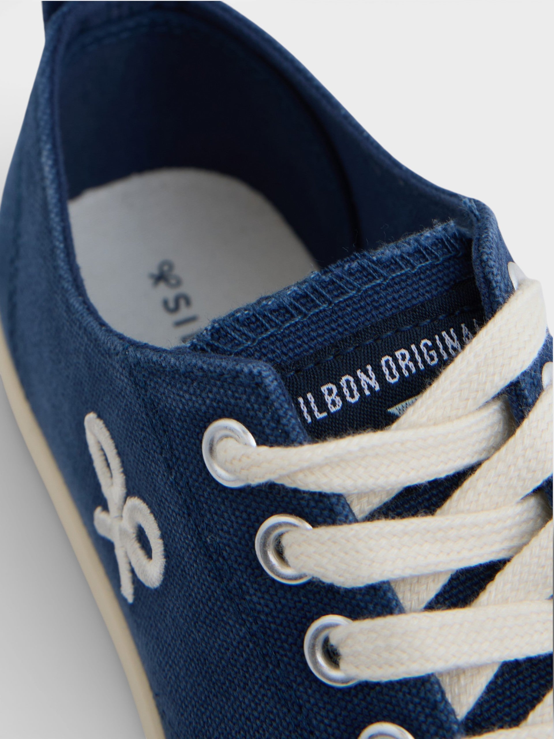 Baskets classiques en toile bleu marine