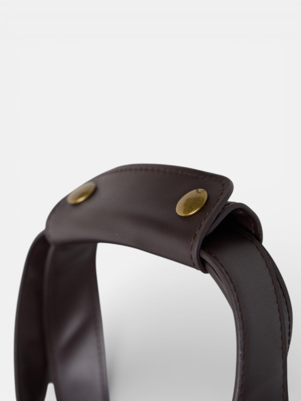 Mala de viagem com detalhe em pele azul-marinho