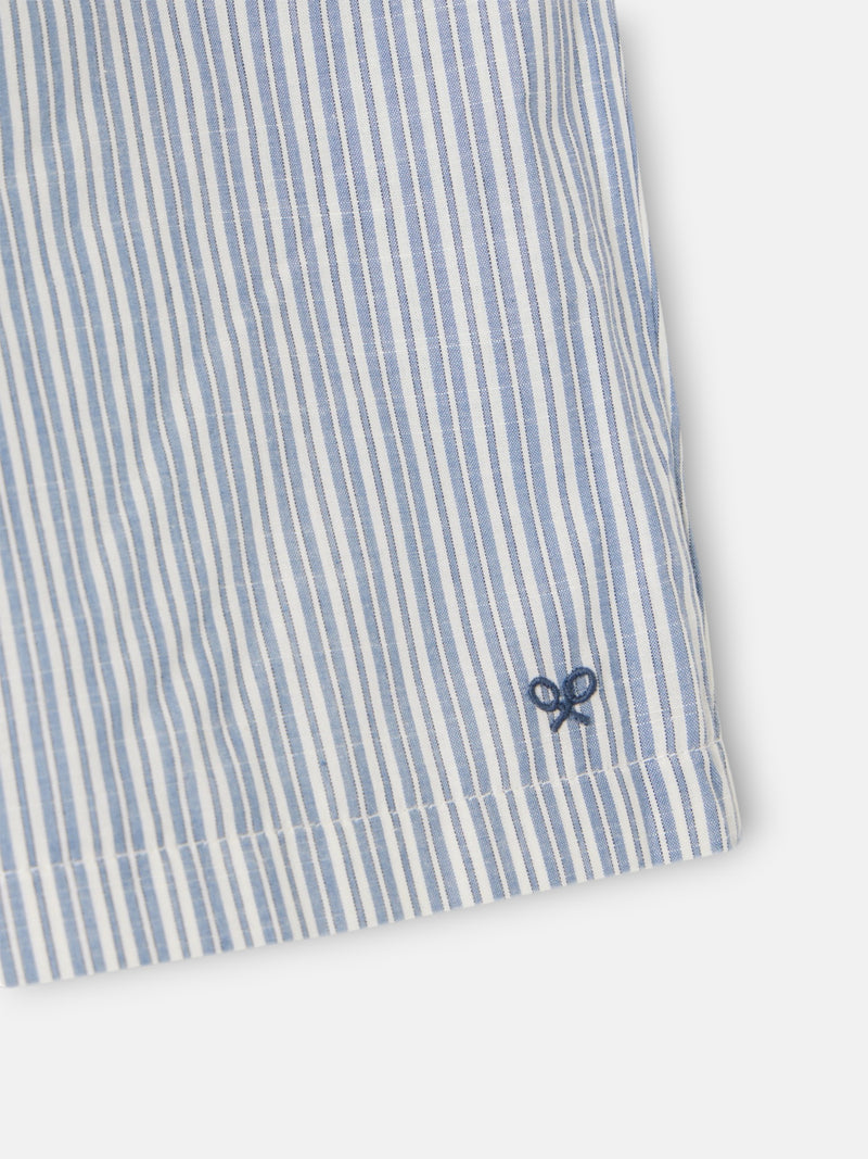 Short pajamas with blue and gray striped pocket