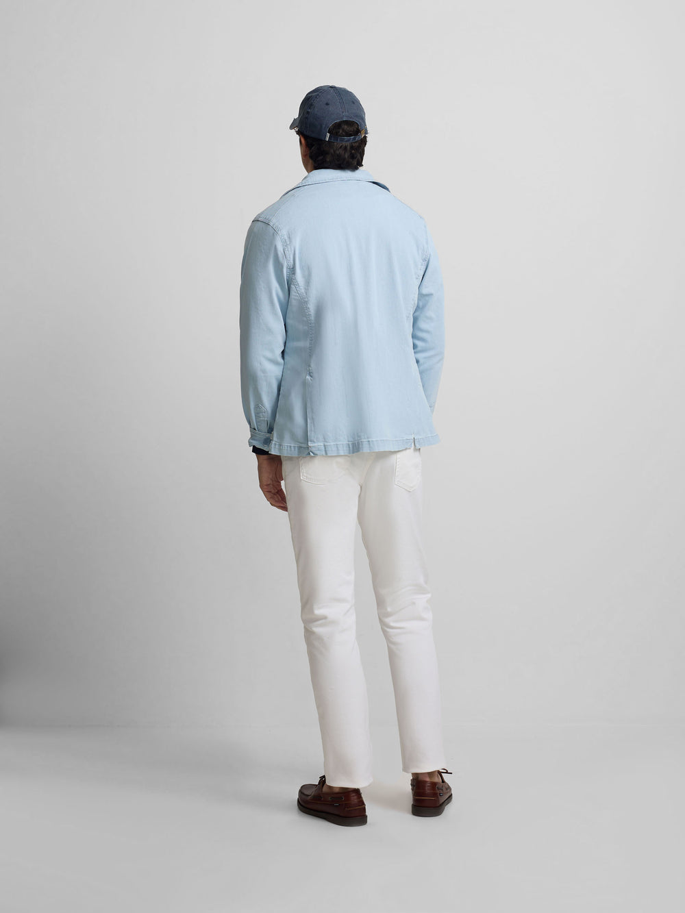 Veste semi-blazer en denim bleu clair avec poches