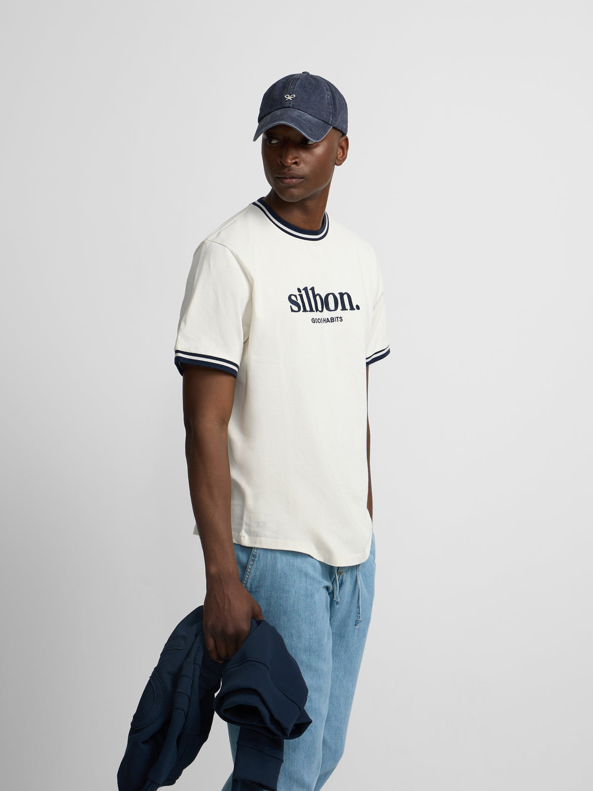 T-shirt good habits creme azul-marinho