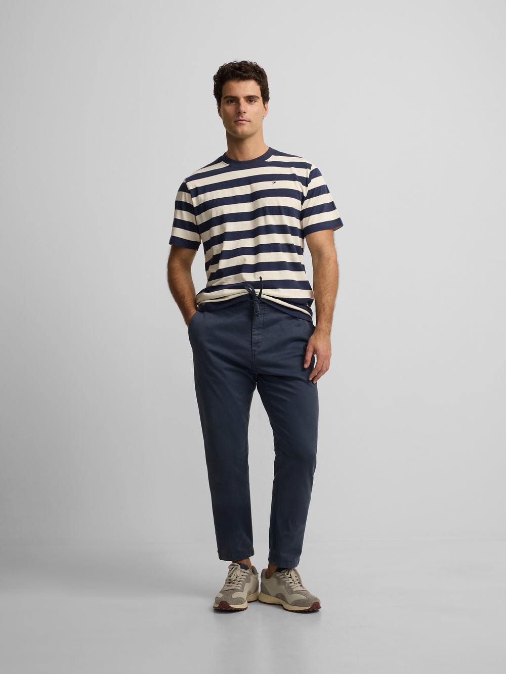 Camiseta minilogo rayas azul marino