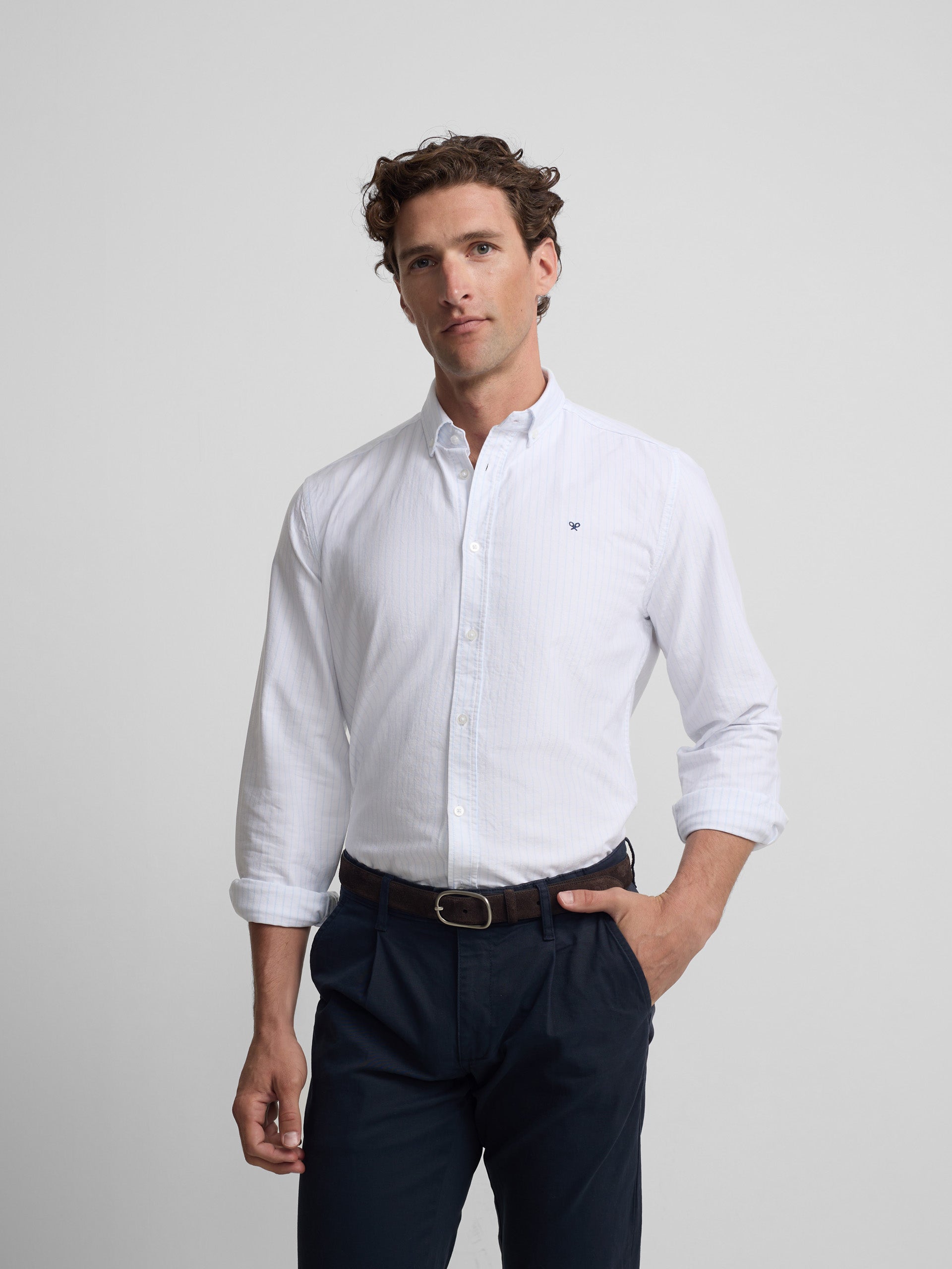 Camisa sport oxford rayas celestes blanca